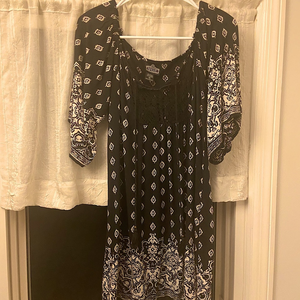 Hippie knee length flowy dress